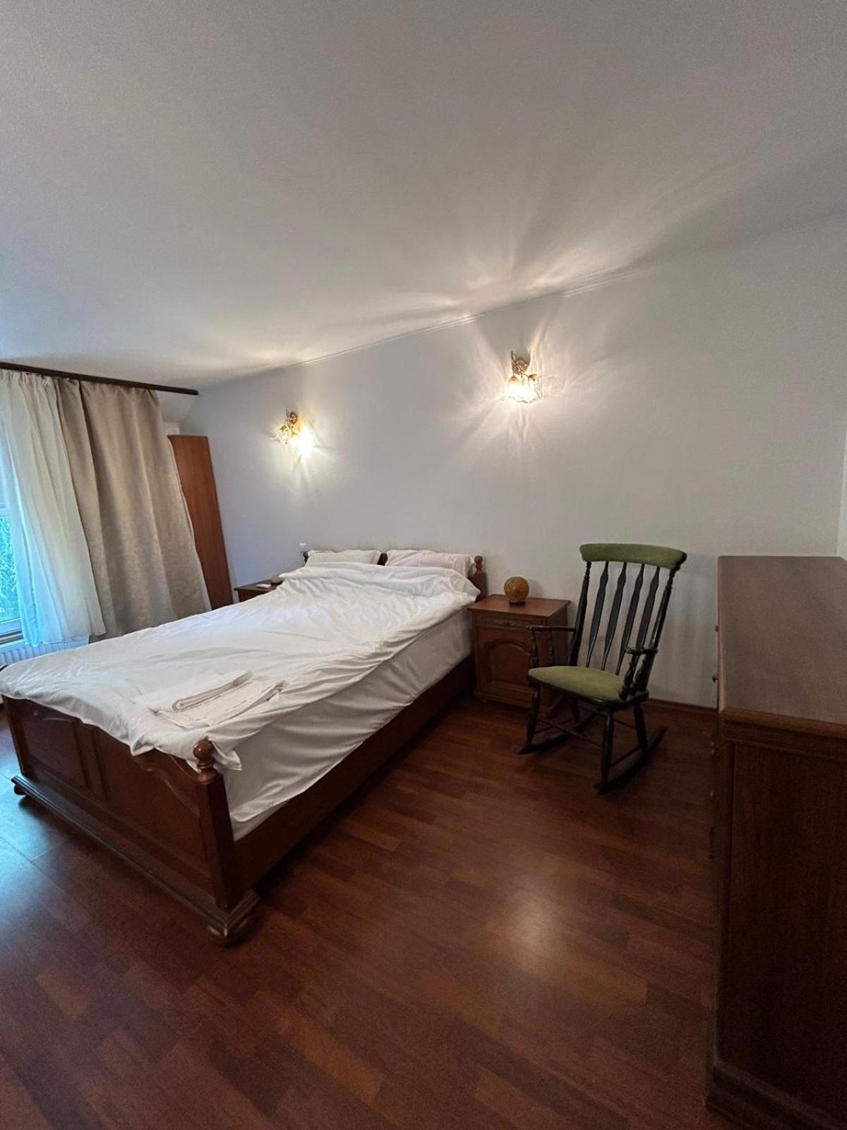 Vila De Inchiriat Aproape De Therme Balotesti Εξωτερικό φωτογραφία